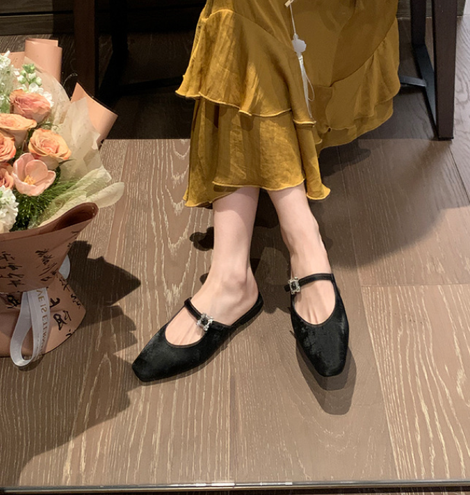 Women's Fashion Slipperes:Pointed Toe Low Heel France Gentle Style Diamond Triple Black/Apricot,Free shipping