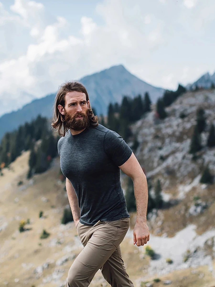 100% Merino Wool TShirt Men Short Sleeve Shirts Sport Lightweight Base Layer Hiking Tshirt Soft Breathable Undershirt 241031