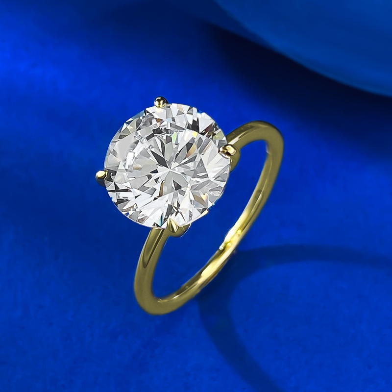 Large 10mm Moissanite Dia Ring in Sterg Sier - Perfect Wedding Band