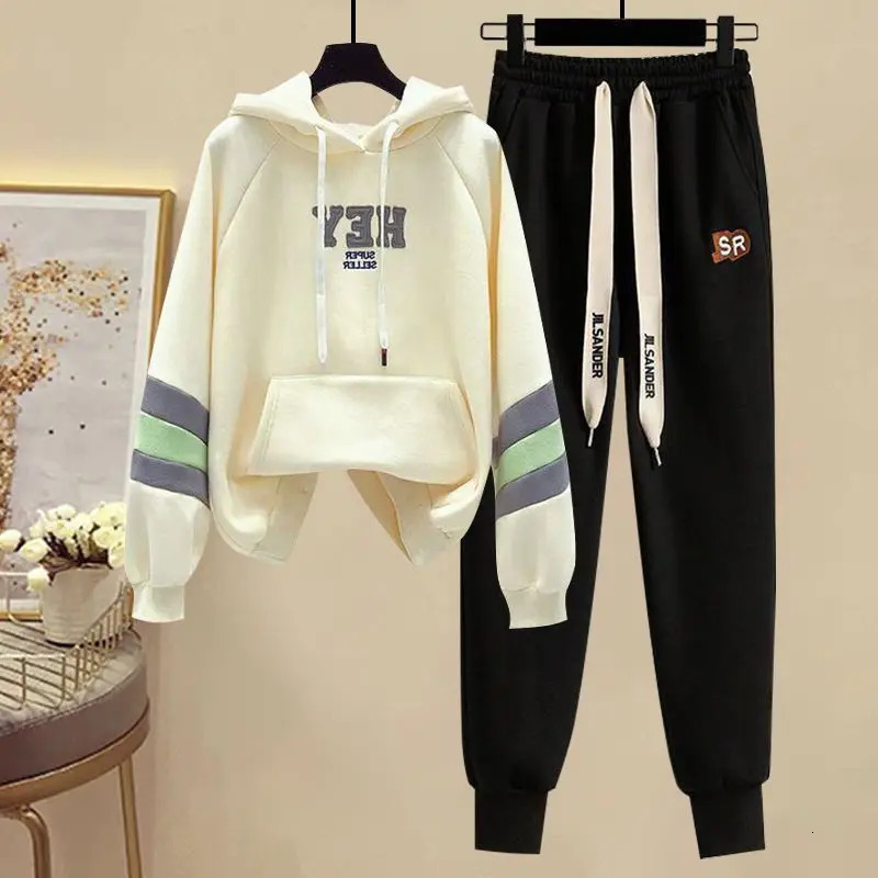 Sports Set for Women in Spring and Autumn Korean Version Color Blocking Hooded Top Casual Pants Age Reducing Twopiece 241031