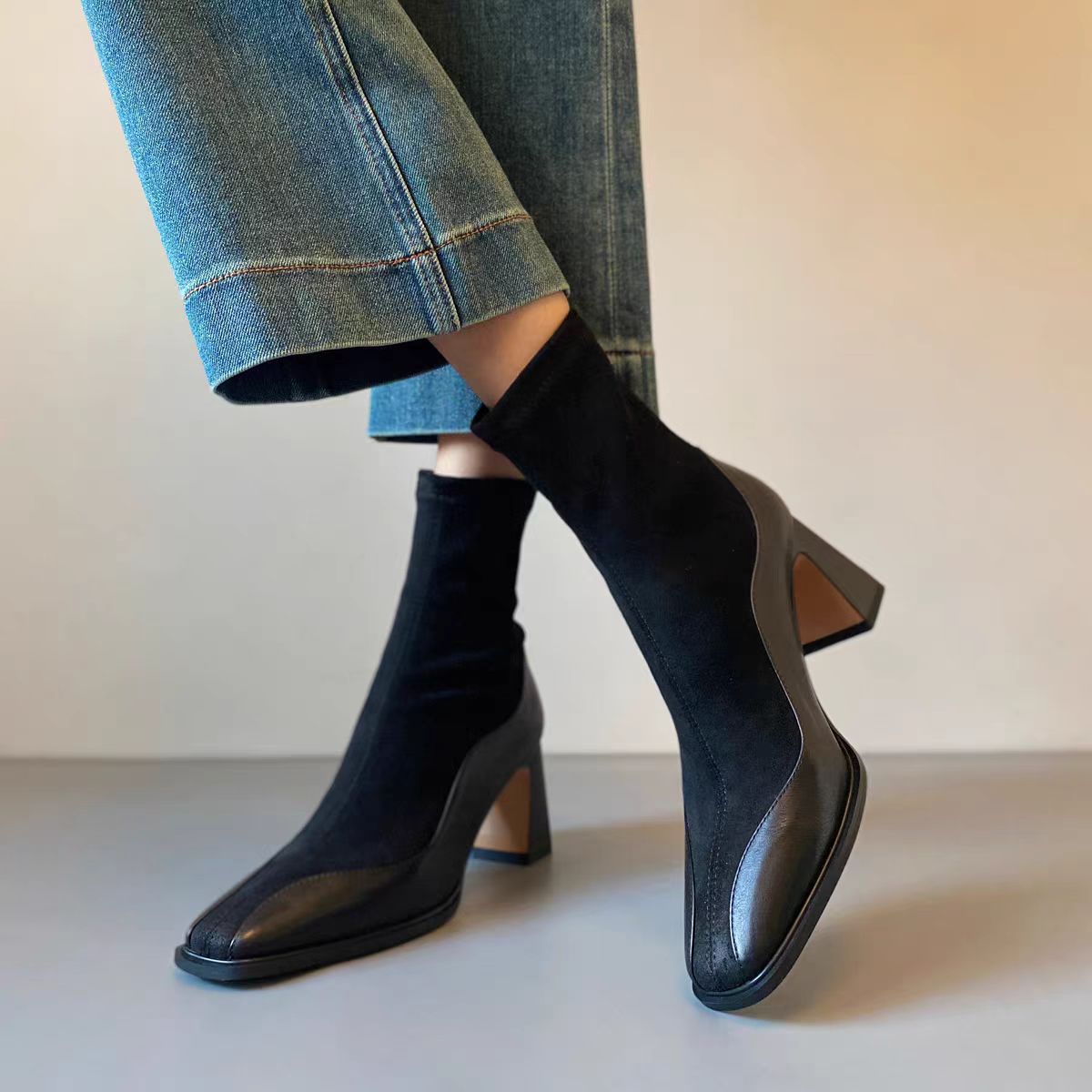 Women's Fashion Boots:France Retro Style Square Toe Boots Winter New Style Design Sense Trendy,Black/Brown,Free shipping