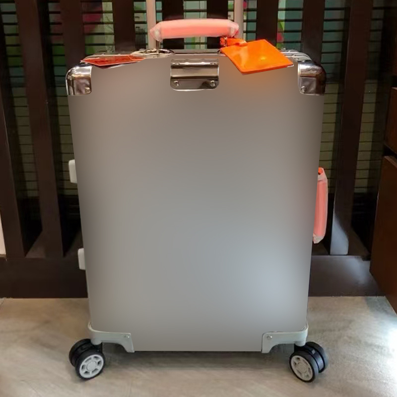 Designer Luggage Travel Suitcase Aluminum Alloy Fashion Trolley Case Co-branded Business travel Senior Universal Wheel Case Send Boarding Pass 20