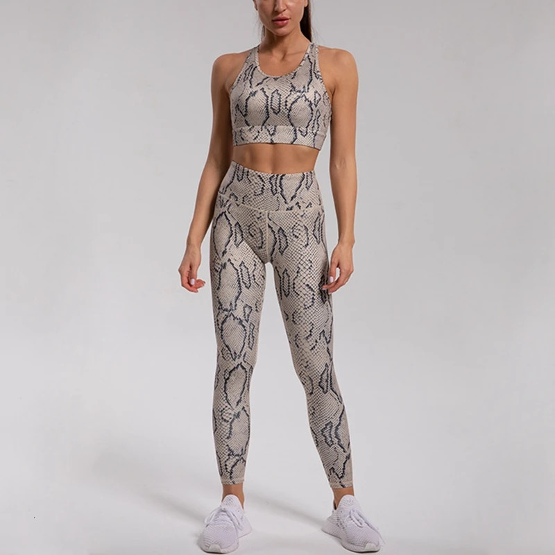 Yoga Suit for Fitness Snake Print Sport Outfit for Woman Dry Fit Gym Sets Womens Outfits Workout Clothes for Women Sportswear 240323