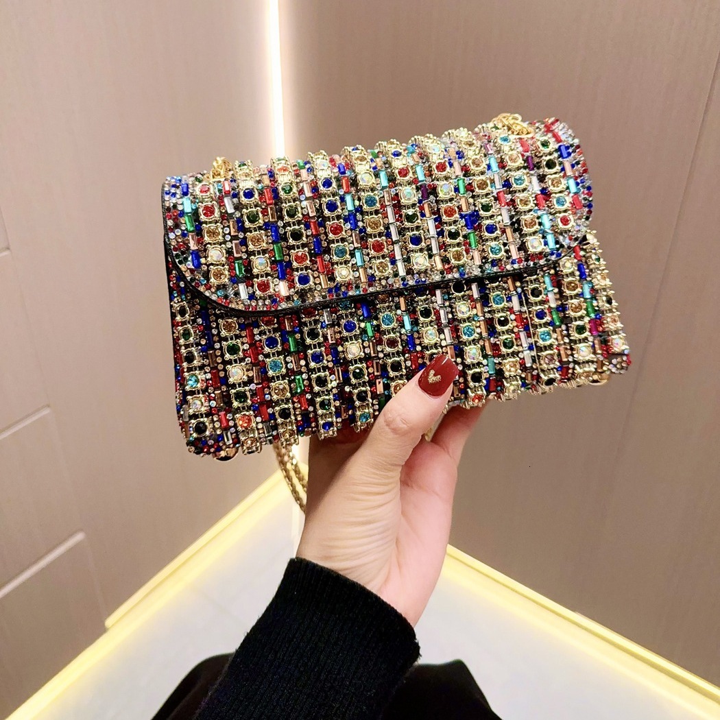 New Designer Celebrity Chain Handheld Fashion Row Single Shoulder Slant Small Diamond Inlaid Banquet Bag