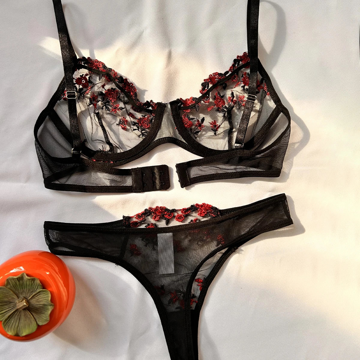 Sexy Set Womens Underwear Exotic Emotional Bra Set Embroidered Print Brassiere Lingerie Set Womens Set Push Up Thin Bralette 241031