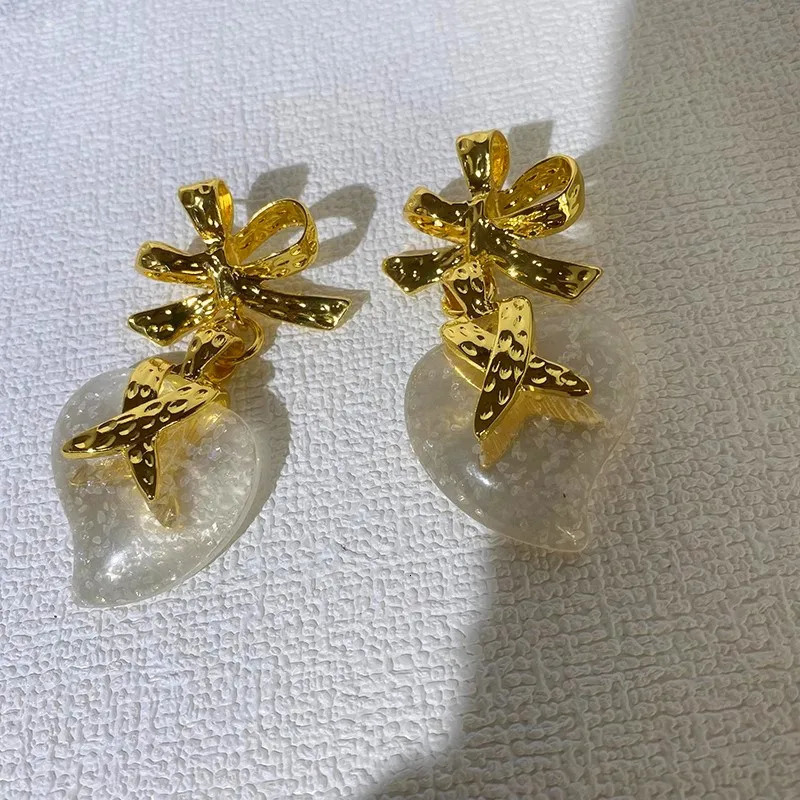 Vintage large drop earrings transparent love pendant gold metal womens jewelry elegant party gift 241031