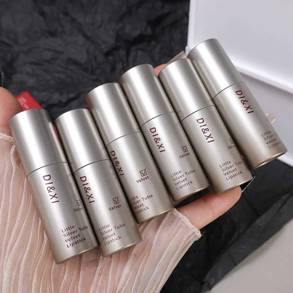 Dark brown matte velvet lip gloss waterproof durable stick free cup sexy red lip clay lipstick makeup Korean cosmetics W241101
