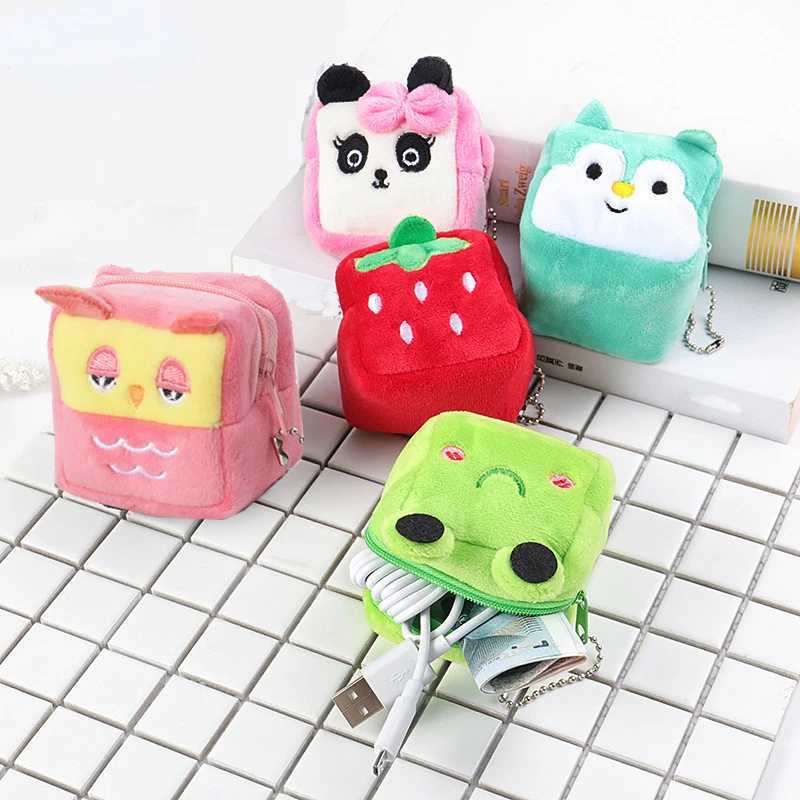 Mini Coin Purse Bag Cute Plush Cute Small Coin Wallet Women Coin Mey Earphe Holder Wallet Pouch Pocket Kids Handbag GiftXJ241111