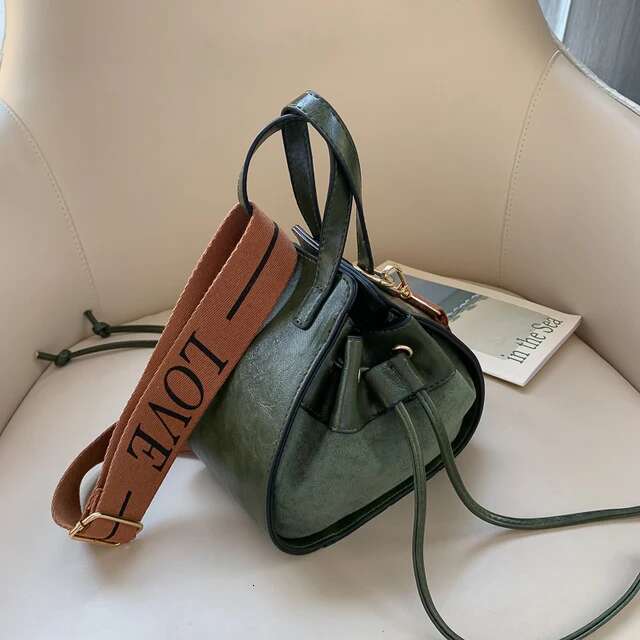Vintage Women Crossbody Bags Fashion All-Match Drawstring Mini Bucket Pac Autumn New Soft Leather Ladies Shoulder Bag