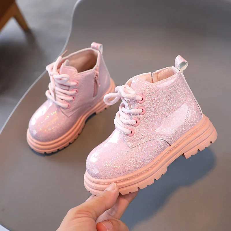 Childrens Thick Bottom Childrens Leather Boots Spring and Autumn Childrens Fashion Platform Foot Boots M241102
