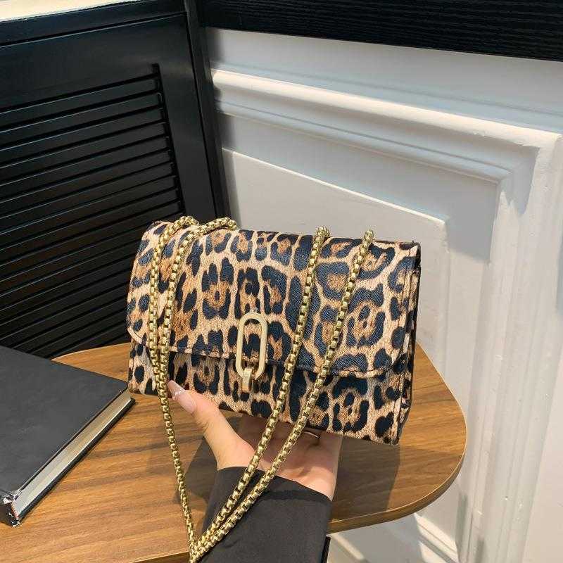 CMM Simple and Fashion Crossbody Bag Summer New Simple and Fashion Small Square Commuting Bag Fashion Shoulder Bag