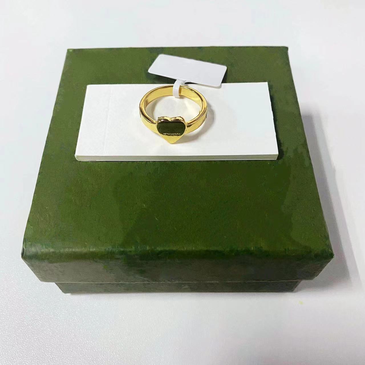 New High Quality Designer Design Titanium Band Ring for Men and Women Classic Fashion Jewelry Rings Holiday Gifts