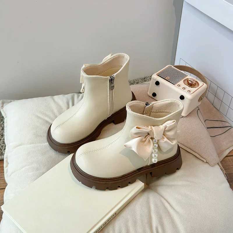 Childrens short boots with big bow fashionable girls princess boots with side zipper autumn new childrens ankle boots thick soft sole M241102