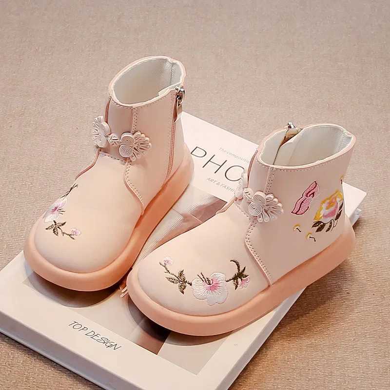Childrens embroidered princess boots elegant girls short boots anti slip autumn new childrens ankle boots with side zipper M241102