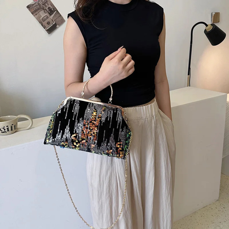 womens sequined metal handbag chain shoulder bag fashionable womens party clip shell coin wallet night clutch 241031