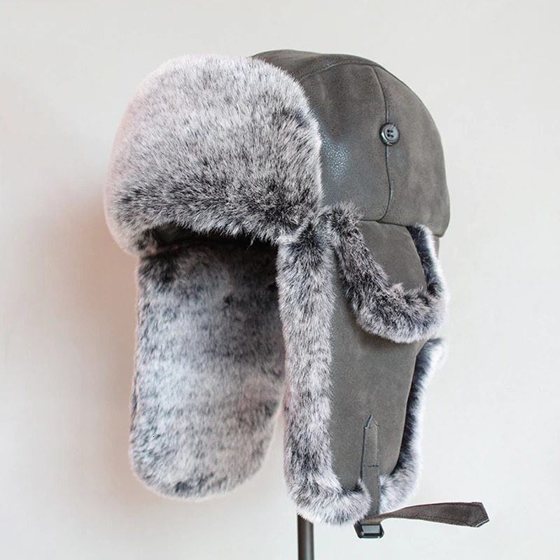 Bomber hat for winter men warm Russian Ushanka hat Pu leather trap hat with ear flaps female earmuffs 241031