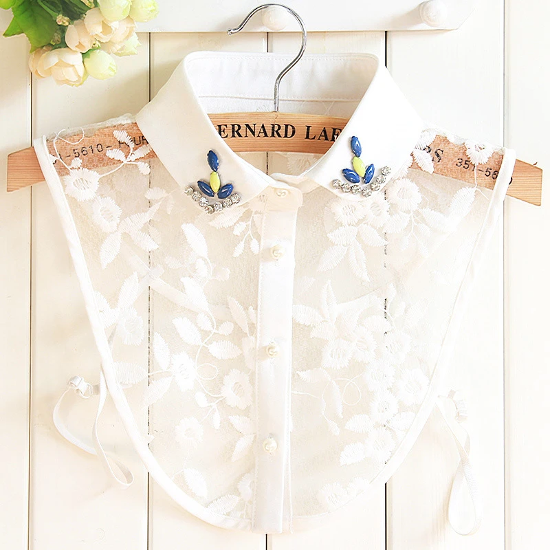 Women Lace new Fake Collar 2025 Female Shirt Sweater Leaf Flower Hollow Pattern Elastic Collars Pea Dia Detachable Collars YK001