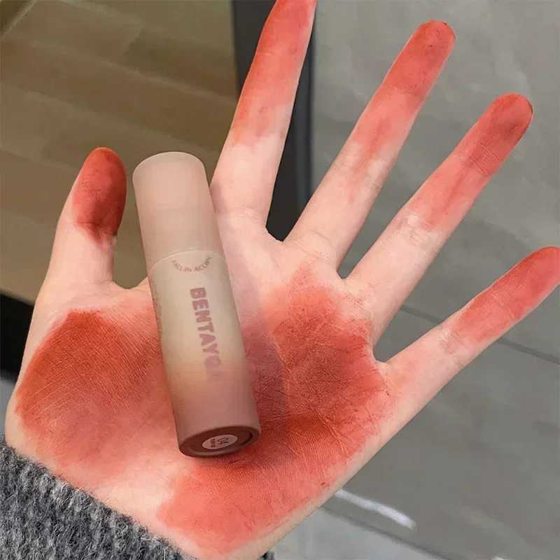 6 colors matte lip gloss waterproof easy to wear velvet rose reddish brown lip mud nude durable liquid lipstick lipstick makeup W241101
