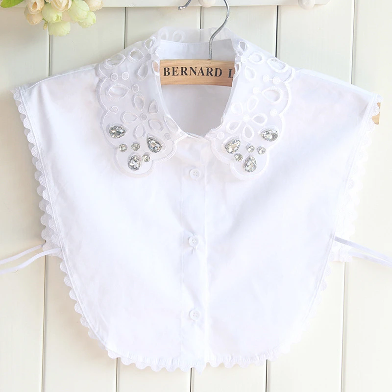 Women Lace new Fake Collar 2025 Female Shirt Sweater Leaf Flower Hollow Pattern Elastic Collars Pea Dia Detachable Collars YK001