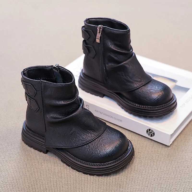 Girls ankle boots hot spring and autumn childrens leather boots thick soled patches fashionable work childrens short boots new version M241102