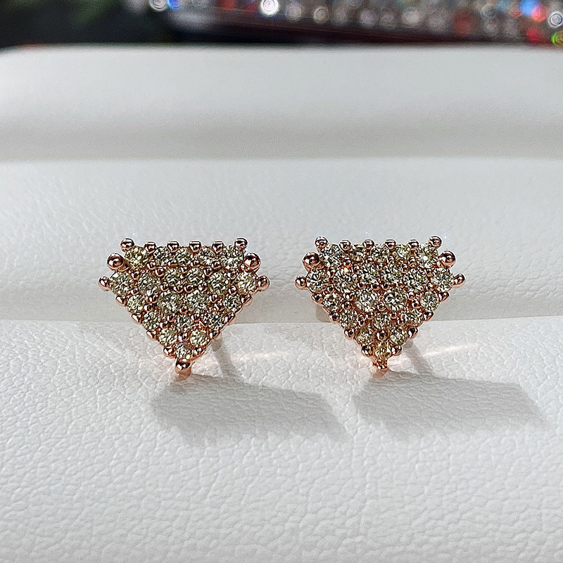 Classic Geometric Diamond Stud Earrings Women Fashion 925 Sterling Silver Triangle Crystal Stud Designer Gold Zircon Earrings Wedding Jewelry