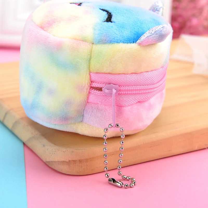 Cute Carto Plush Sheep Coin Purse Fur Circle Wallet Girl Cluh Embroidered Bag Key Earphe Organizer Bags Kids GiftXJ241111