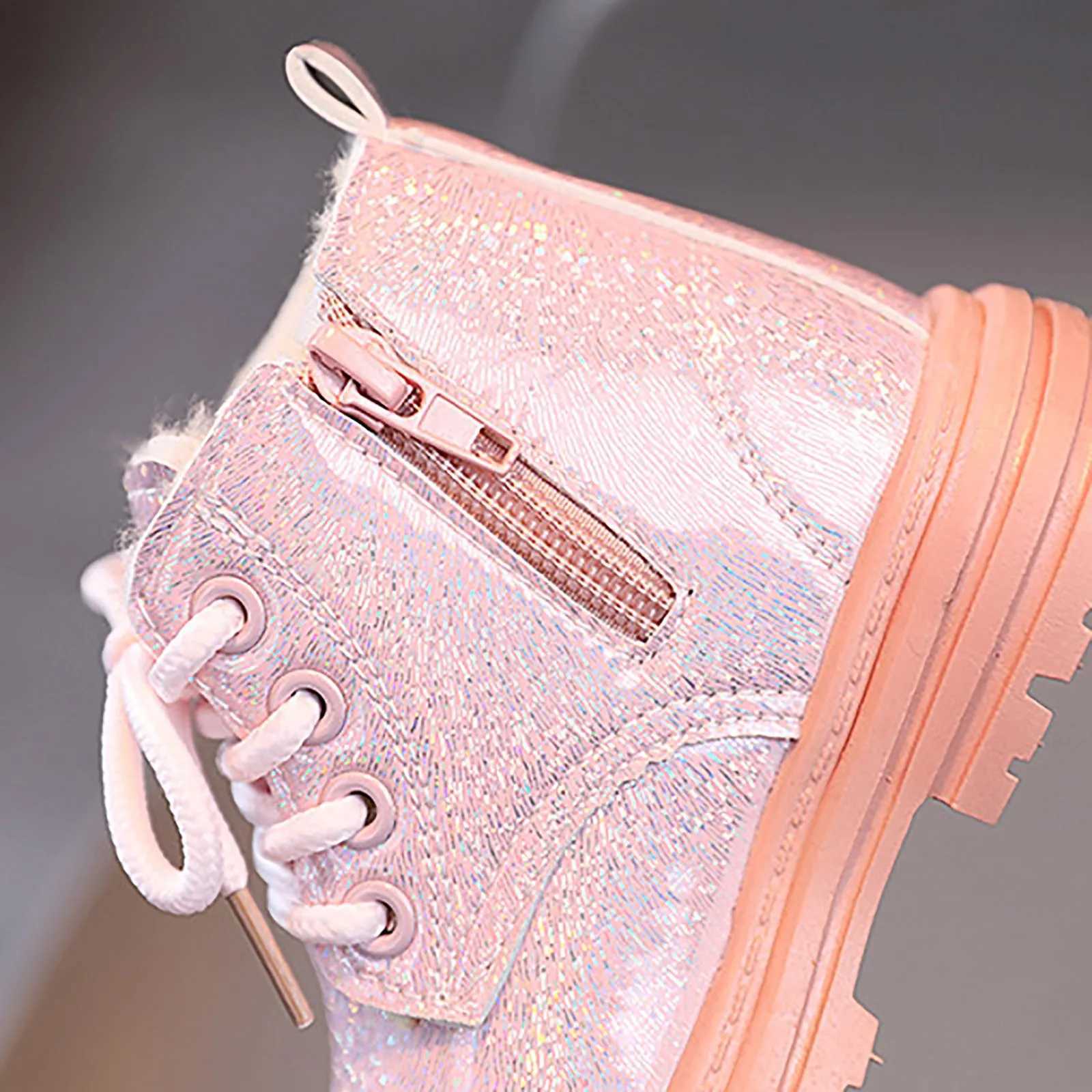 Childrens fashionable rubber ankle boots cool autumn and winter cotton soft sole sparkling leather M pearl sled zipper girls fashion shoes M241102