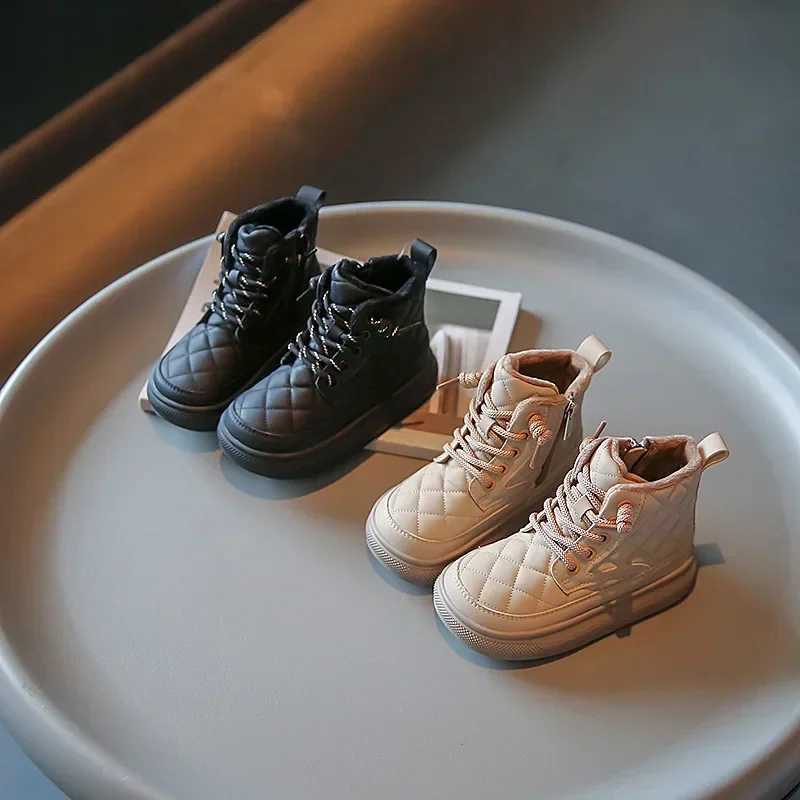 Childrens short boots warm boys and girls snow boots solid color version winter new childrens fashion shoes side zipper M241102