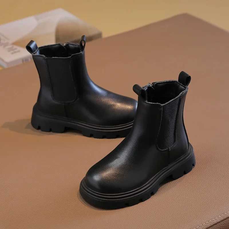 British Sle Childrens Girls Boots Black Leather Boots for Preschoolers Childrens Edition Fashion Ankle Boots Thick Bottom New M241102