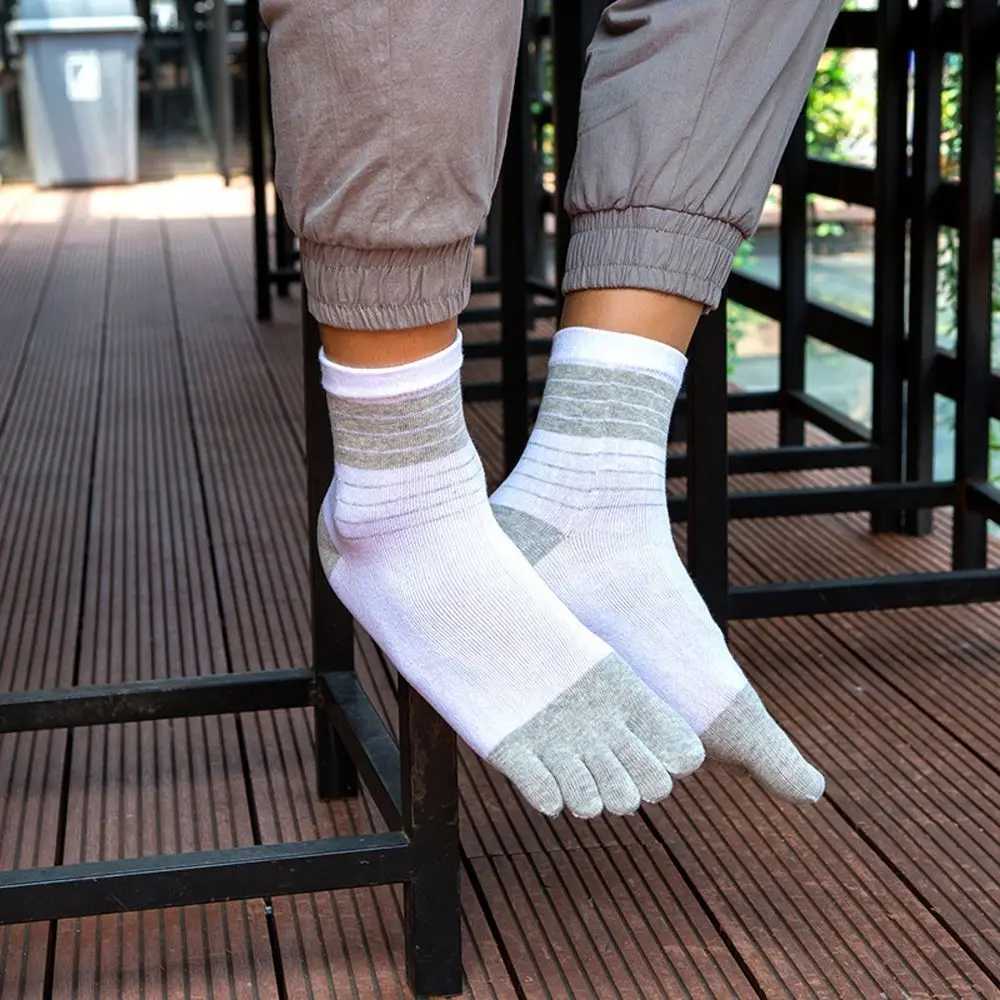 Fashion Deodorant Comfortable Simple Middle Tube Casual With Toes Stripe Hosiery Five Finger Man LX241102