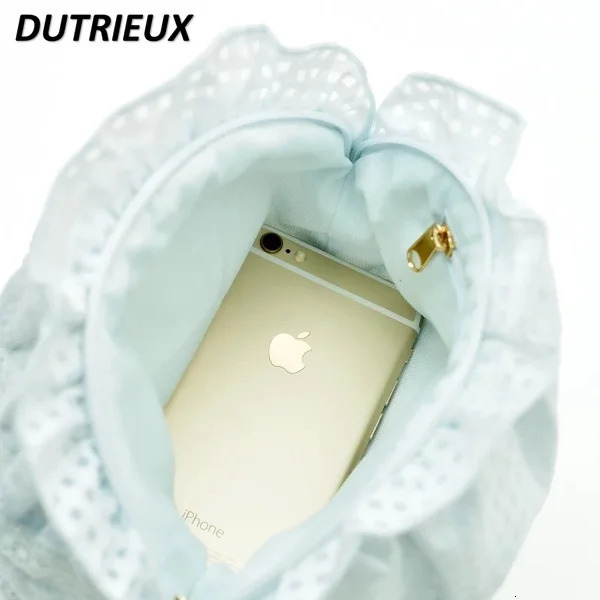 Elegant and lovely womens makeup bag casual simple pleated lace handbag semi-circular womens makeup bag 241031