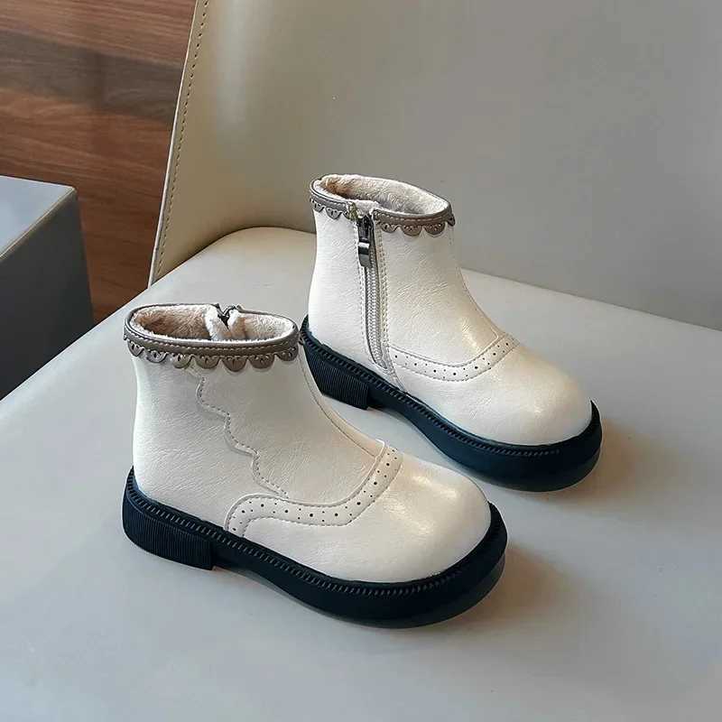New girls winter patch work boots anti slip childrens fashion boots ankle version childrens leather cover princess cotton boots breathable M241102