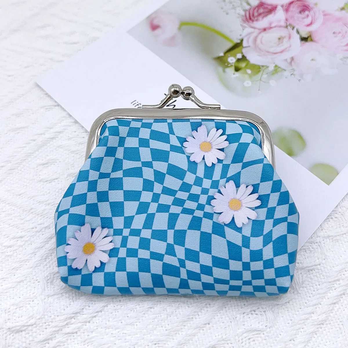 Kiss lock print coin purse Small Daisy design Lightweight change storage bag Coin purse gift bagXJ241111