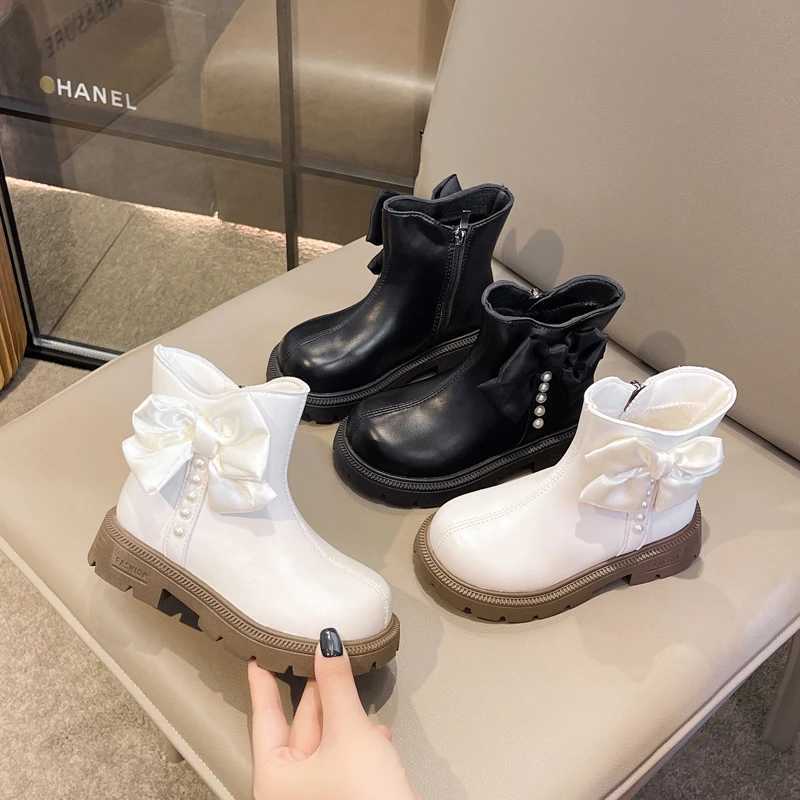 Winter childrens boots elegant and cute girl shoulder ankle boots thick soled childrens cotton boots fashionable bow new style M241102