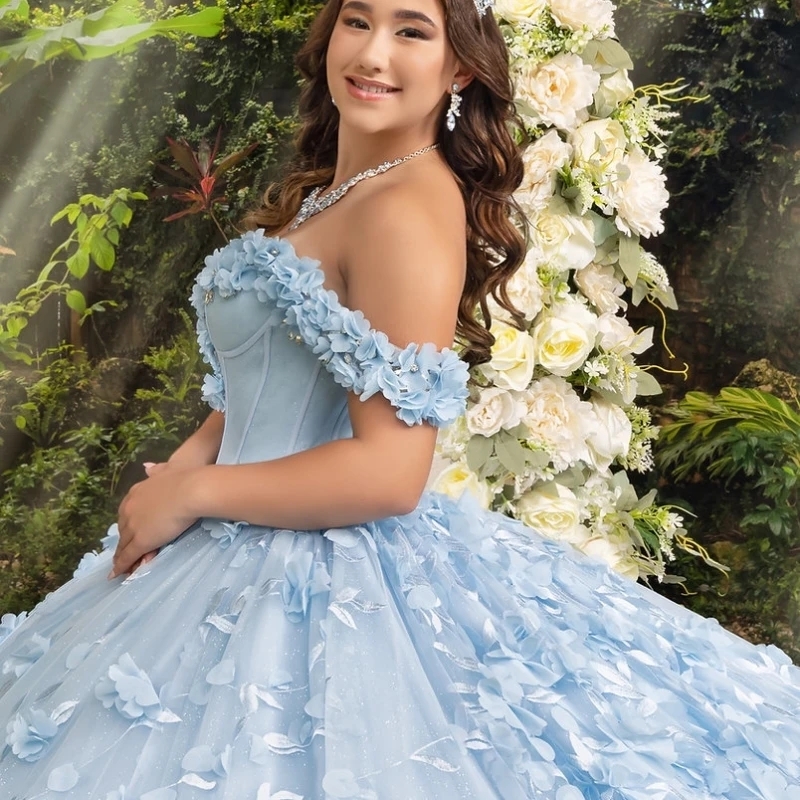 Sky Blue Shiny Quinceanera Dresses Ball Gown Off The Shoulder 3D Flower Lace Applique Beaded Crystal Tull Corset Sweet 16 Vestidos De 15 Anos