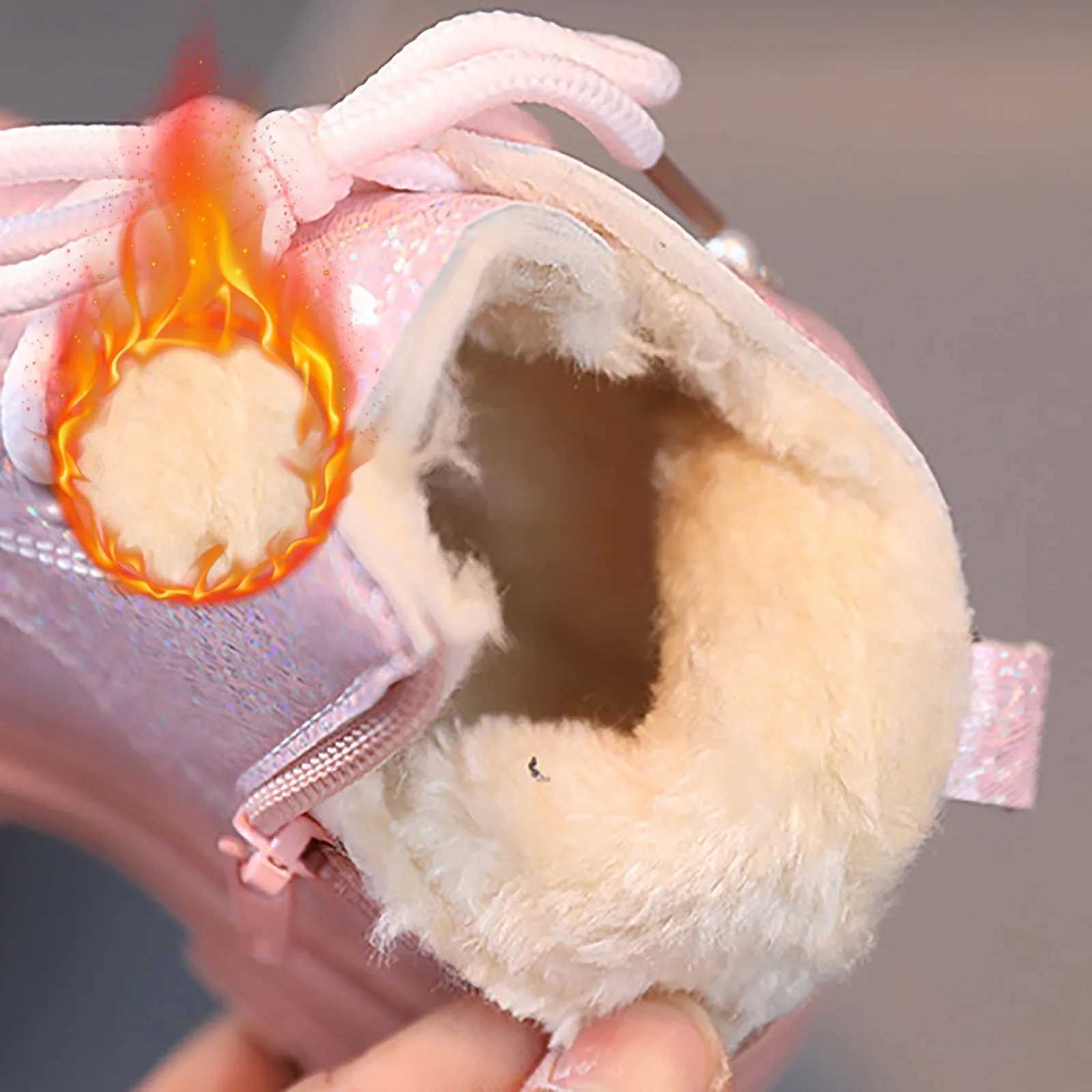 Childrens fashionable rubber ankle boots cool autumn and winter cotton soft sole sparkling leather M pearl sled zipper girls fashion shoes M241102