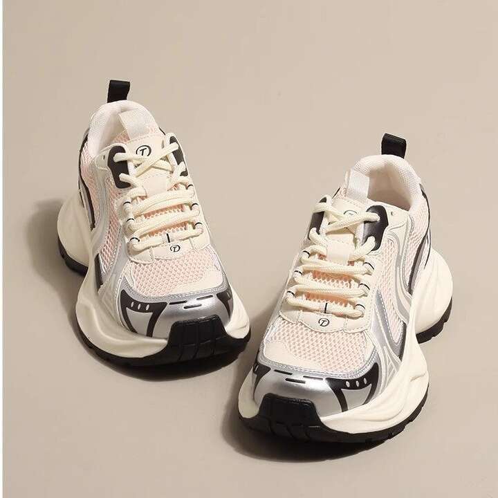 2024 Spring Four Seasons Show Feet Dad Shoes Female Heightened Thick Sole Little White Sports Casual Cool Qi Forrest.