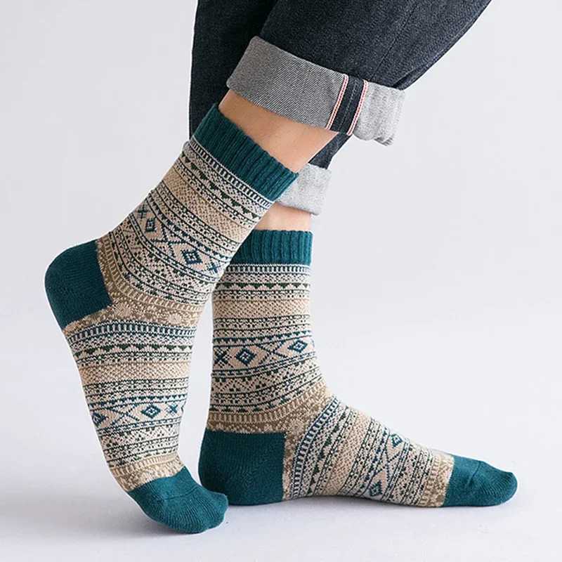 INSELLE 5 Pairs Winter Mens Thicken Sheeps Wool Warm Men Retro Style Colorful Fashion Man For Snow boots LX241102