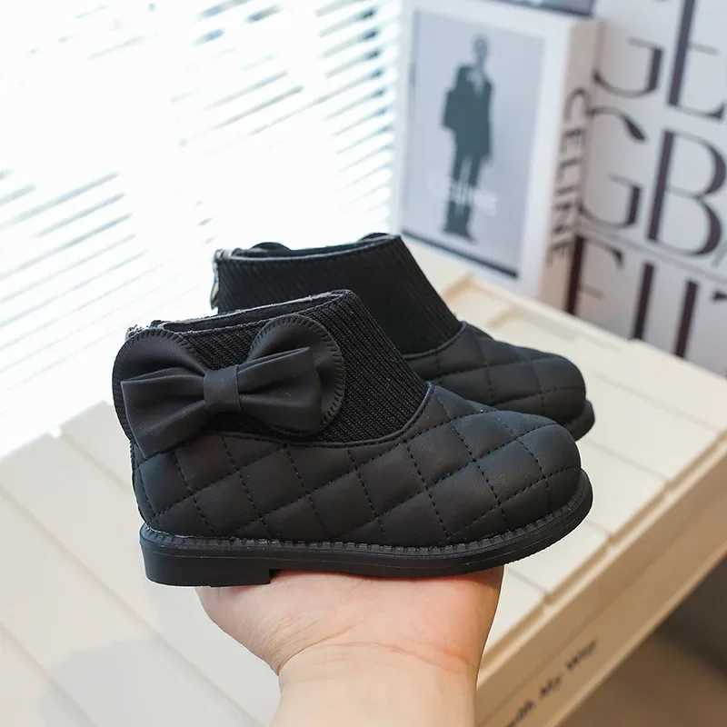 Autumn and winter childrens plush cotton boots fashionable side bow knot childrens leather boots shoulder girl princess ankle short boots M241102