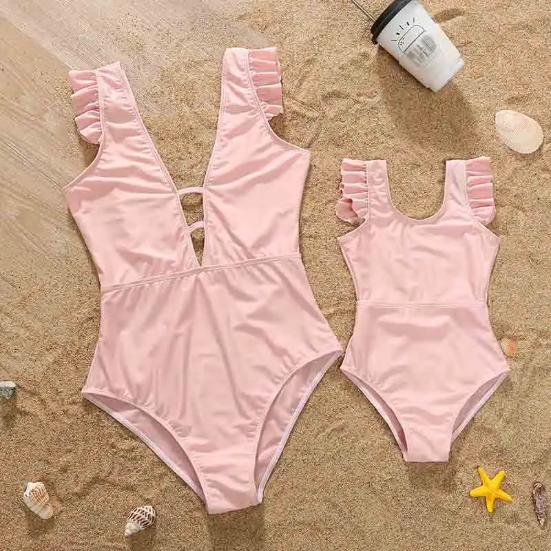 Summer new Matching Family Bathing Suits Mother Girl Bikini 2025 Swimsuit For Mom and Daughter Swimsuits Female Baby Kids Beach Swimwear