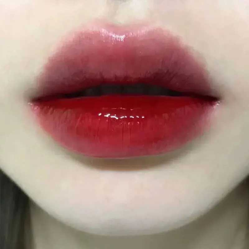 PINKYFOCUSPN902 transparent small square tube mirror lip glacier water light light moisturizing small but not greasy W241101