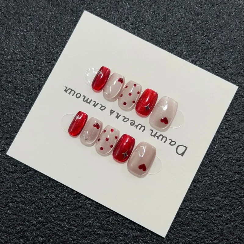 10 Handmade Short Cat Eyes Love Dot Red Detachable Christmas Pressing Acrylic Nails Cute Fake Nails Sweet Fake Nails 241031