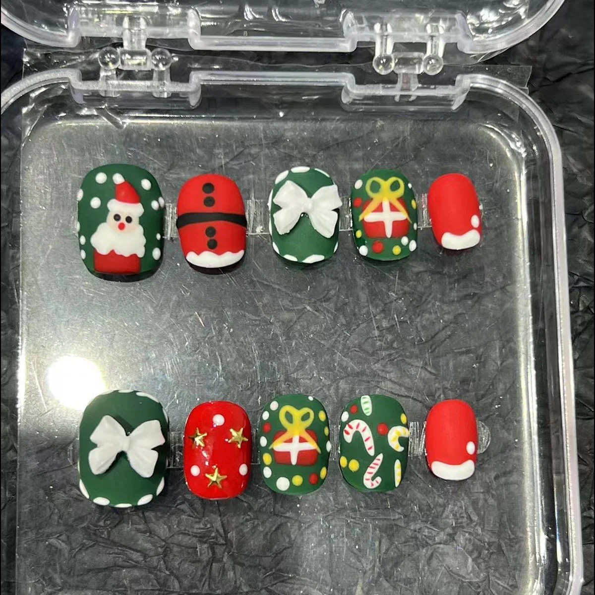 10 pieces of acrylic nails on Christmas press handmade French fake nails 3D bow decoration frosted cute short fake nails square wearable 241031