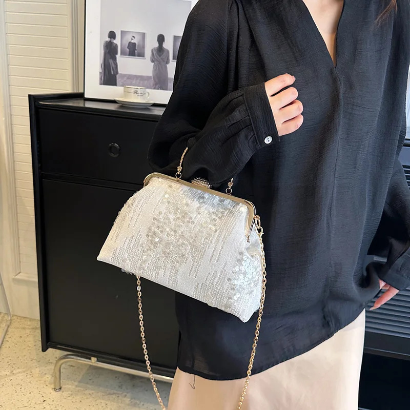 womens sequined metal handbag chain shoulder bag fashionable womens party clip shell coin wallet night clutch 241031