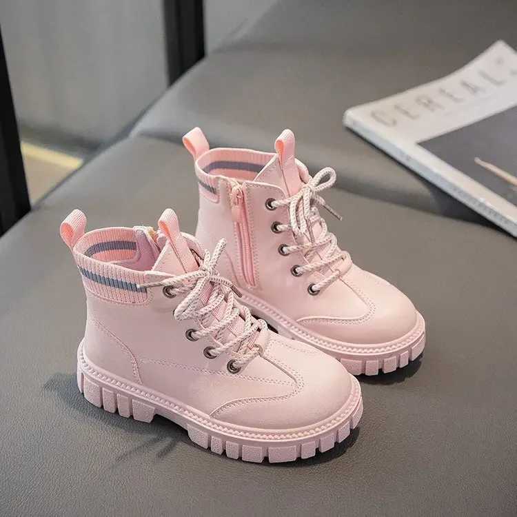 Boys and girls ankle boots round toe fashionable childrens short boots wear-resistant autumn new childrens leather boots version simple M241102