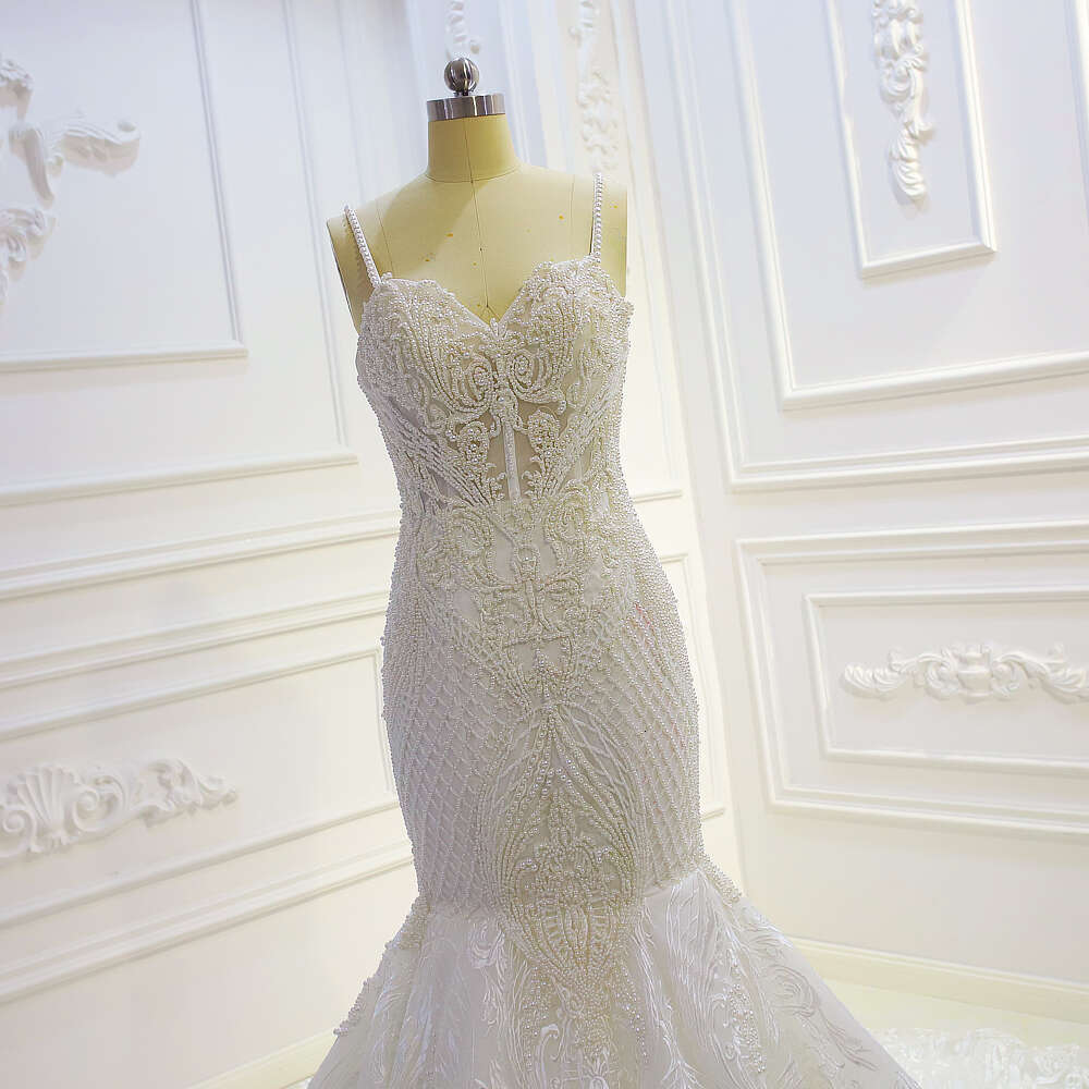 2024 New Design Full Pearls Spaghetti Straps Mermaid Wedding Dress