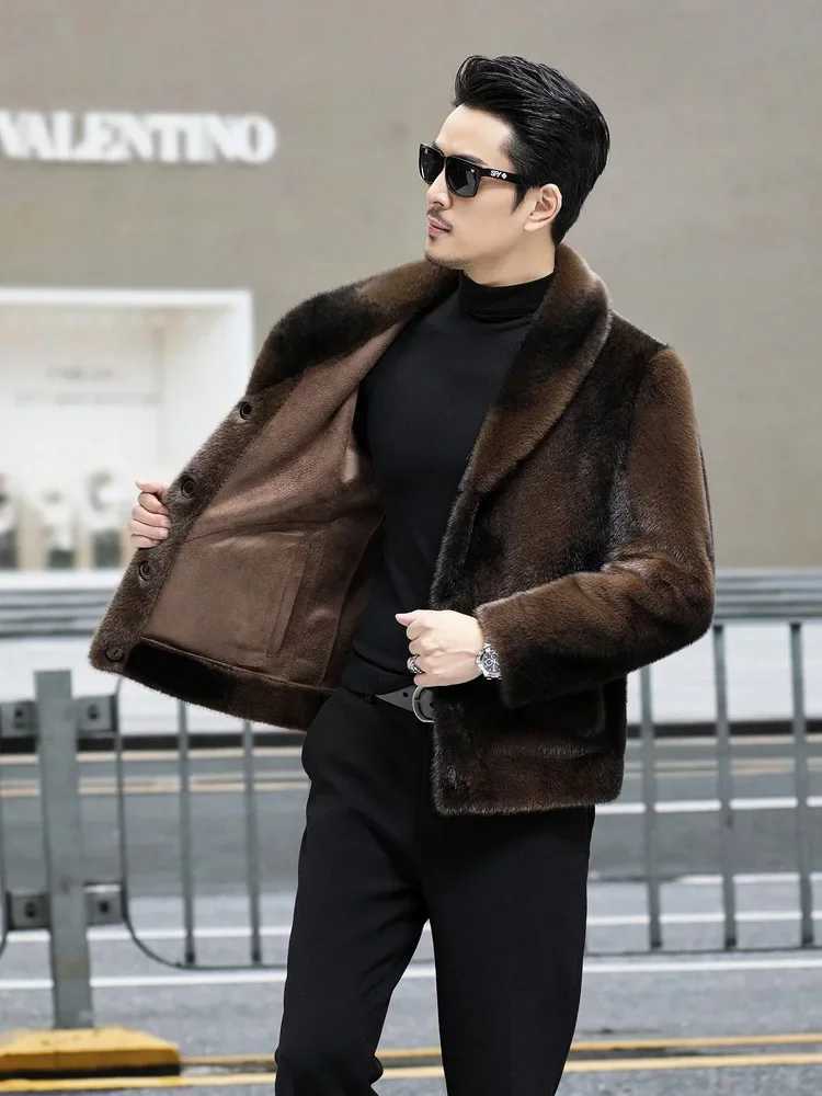 2024 Winter Mens Fashion Short Imitation Fur Coats Male Thickened Warm Buttons Jackets Men Faux Fur Casual Overcoats G611XJ241102