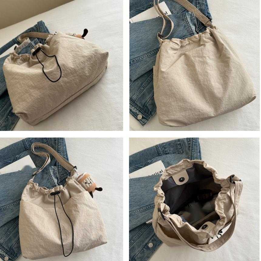 Shoulder Bags Large Capacity Drawstring Bucket Bag For Women Casual Crossbody Bag Street Shoulder Commuting Bag 241015