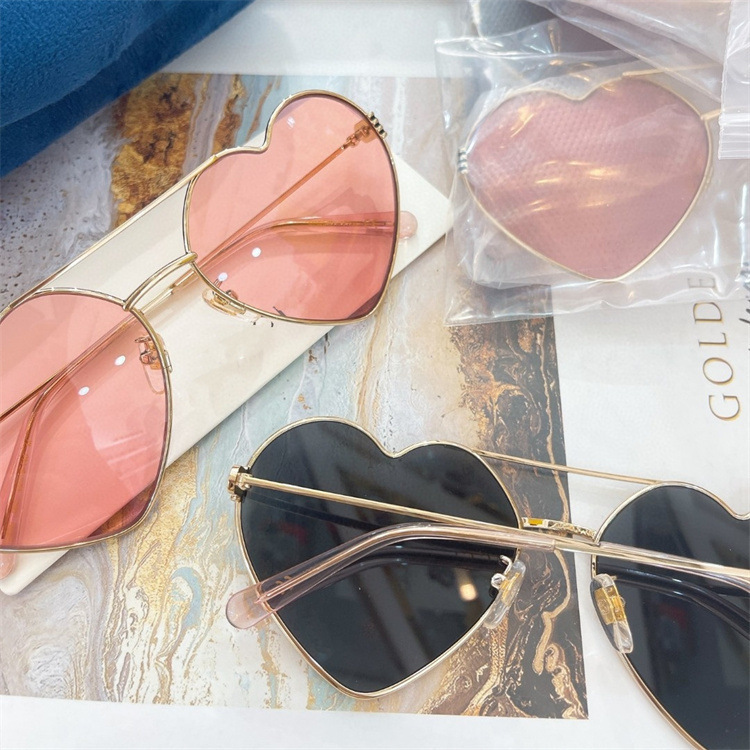 Fashion Designer Sunglasses Classic Heart Eyeglasses Outdoor Beach Sun Glasses For Man Woman
