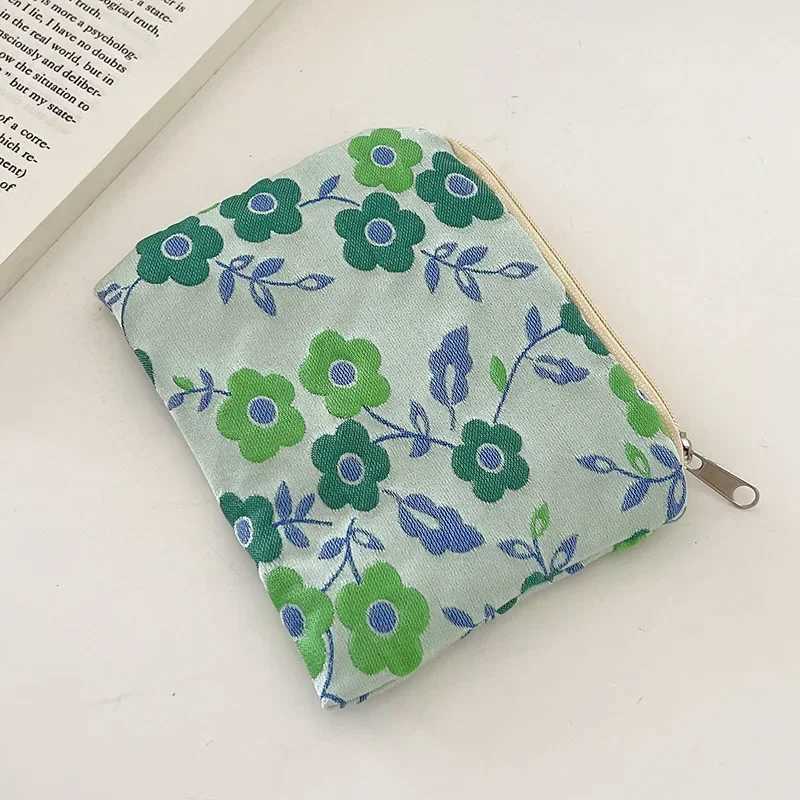 Mini Small Zipper Coin Purse Women Cute Floral Cluh Purse Lipstick Bag Key Wallet Lady Cott Travel Makeup Storage Bag PouchXJ241111